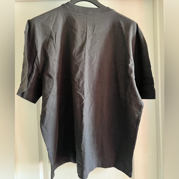 Hollister Black Graphic T-Shirt with Cartoon Print size XXL Perfect - Picture 2 of 3